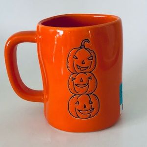 Rae Dunn Halloween 🎃 Trick or Treat mug